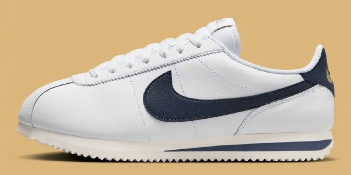 經典重塑：探索 Nike Cortez（阿甘鞋）的不朽魅力